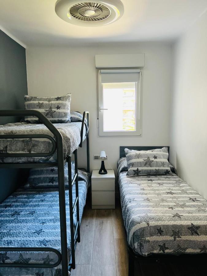 Delux Apartament Салоу Экстерьер фото